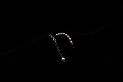 Half n' Half White Seashell Pearl Bracelet
