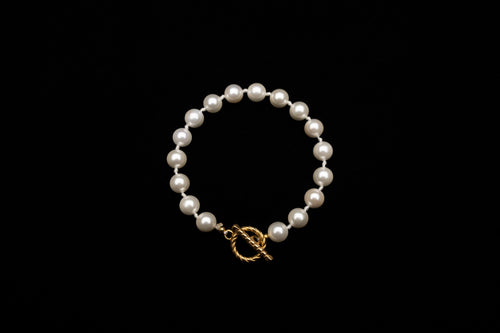 8mm Knotted White Seashell Pearl Bracelet w/ Toggle Clasp