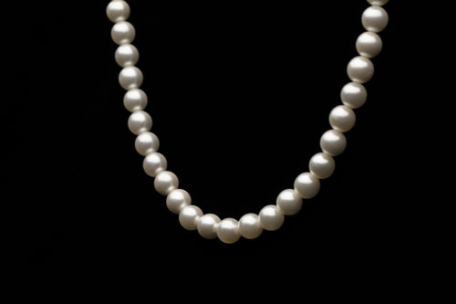 8mm White Seashell Pearl Necklace