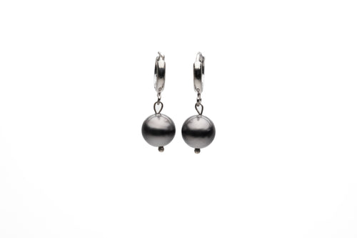 10mm Dark Grey Seashell Pearl Earring