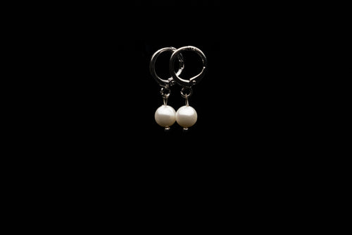 6mm White Seashell Pearl Earring