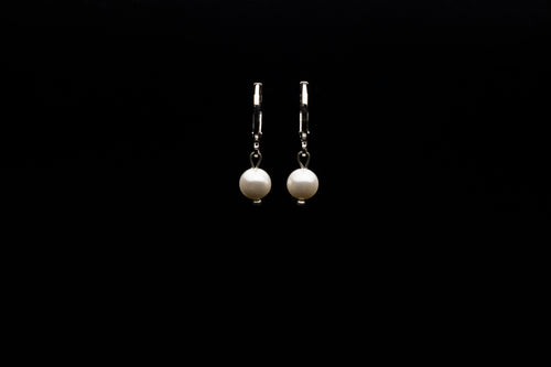 6mm White Seashell Pearl Earring