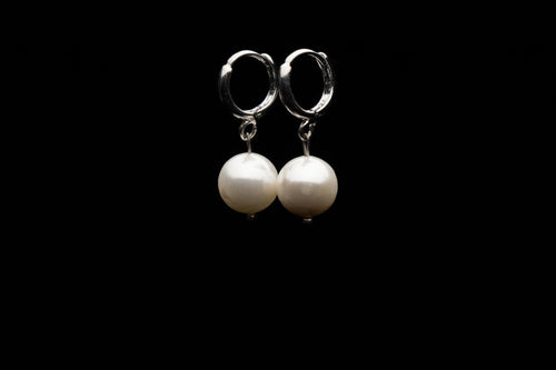 10mm White Seashell Pearl Earring