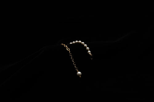 Half n' Half White Seashell Pearl Bracelet