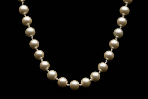 8mm Knotted White Seashell Pearl Necklace