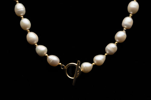 9mm White Freshwater Pearl Necklace with Toggle Clasp