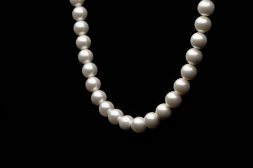 10mm White Seashell Pearl Necklace